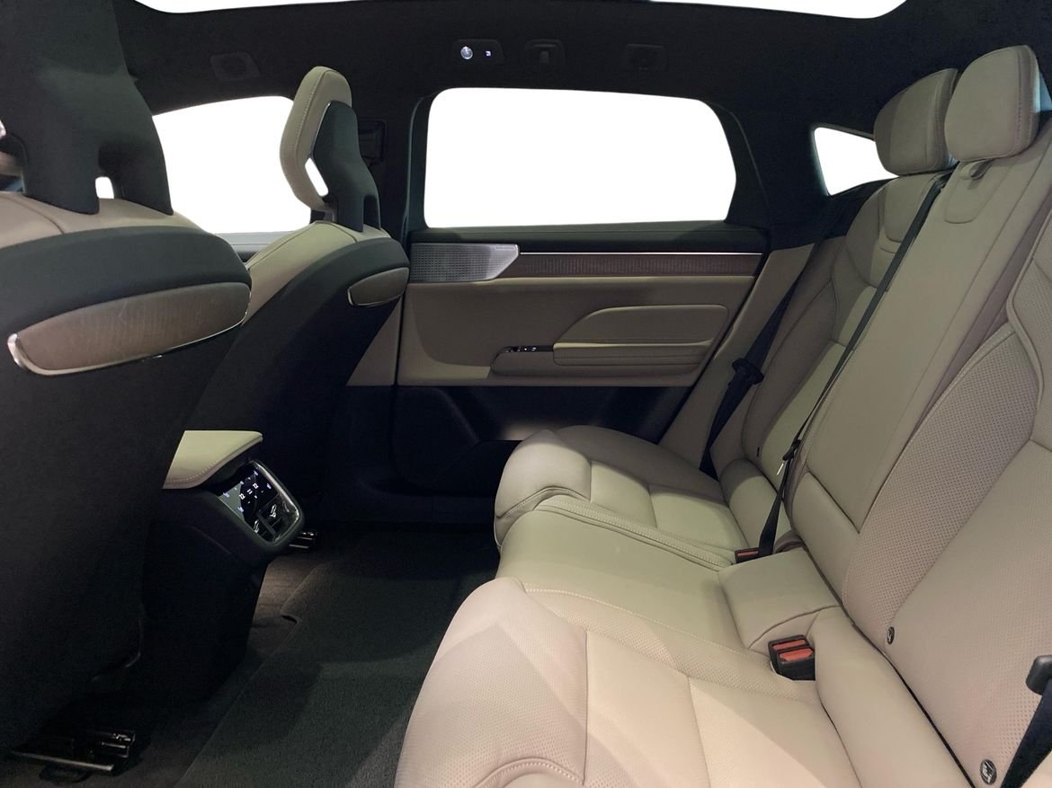 Volvo ES90 2027, photo 6/10