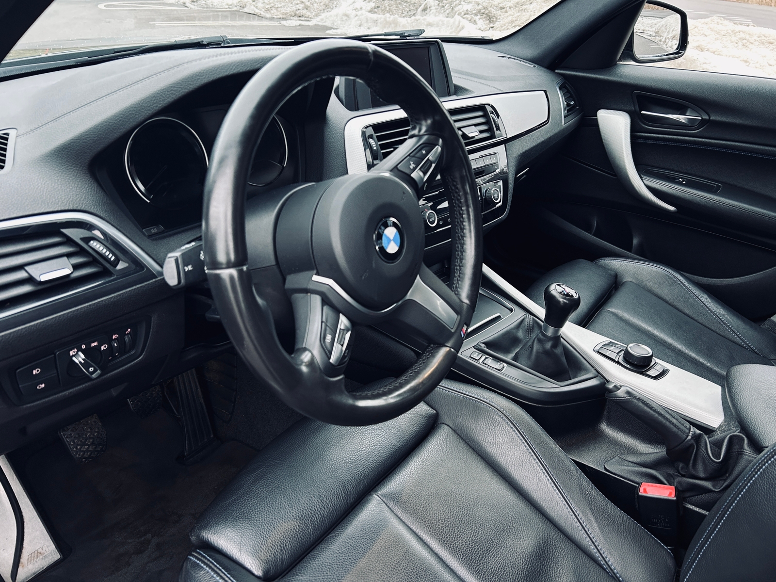 BMW 118 i 5-dörrars Steptronic 2018, bild 5/7