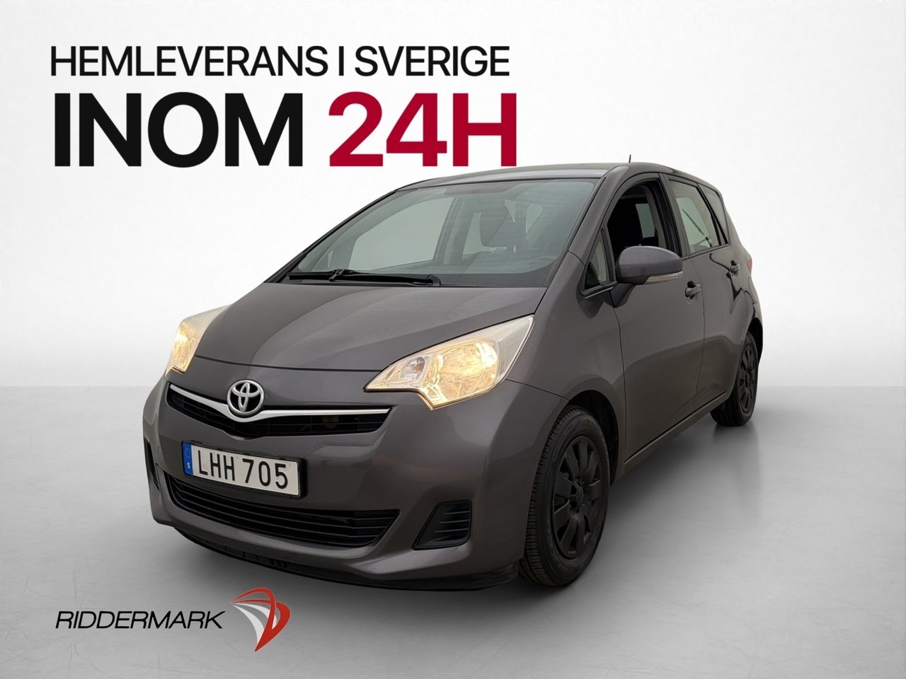Toyota Verso-S 2014, photo 3/10