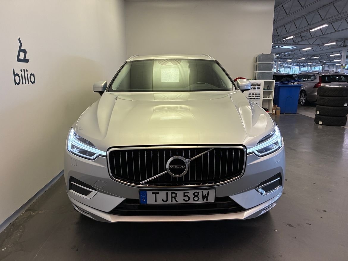 Volvo XC60 B4 Bensin Inscription 2021, photo 2/10