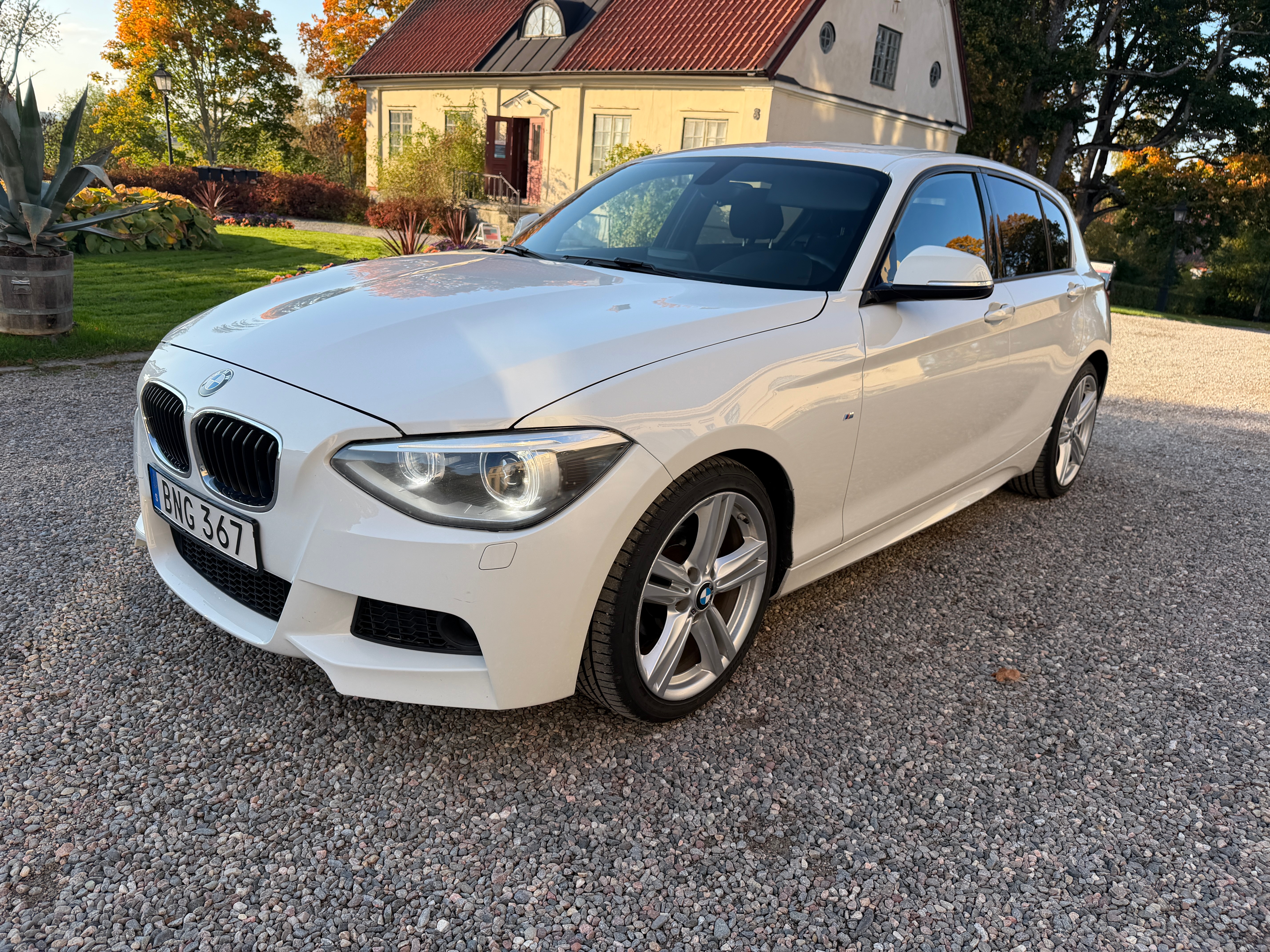 BMW 116 i 5-dörrars Manuell 2015, bild 4/10