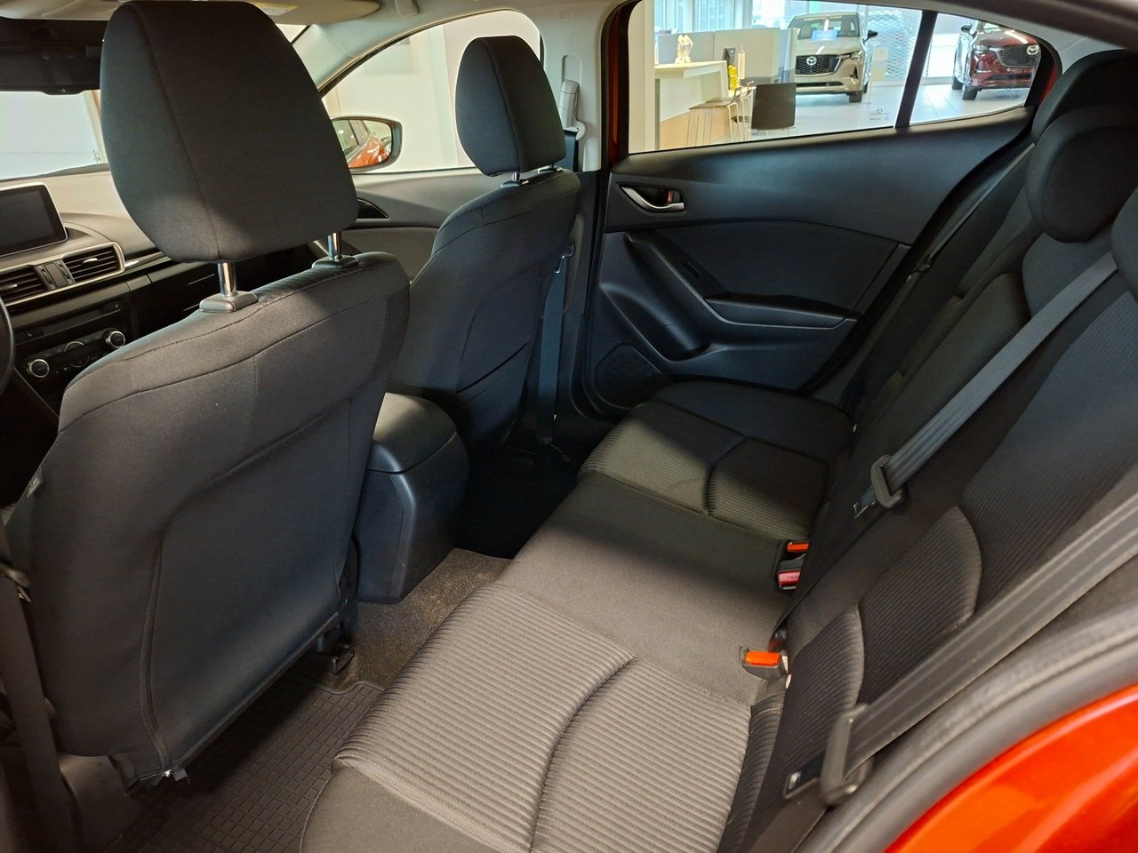 Mazda 3 Vision 2.0 165hk MT 2016, kuva 7/8