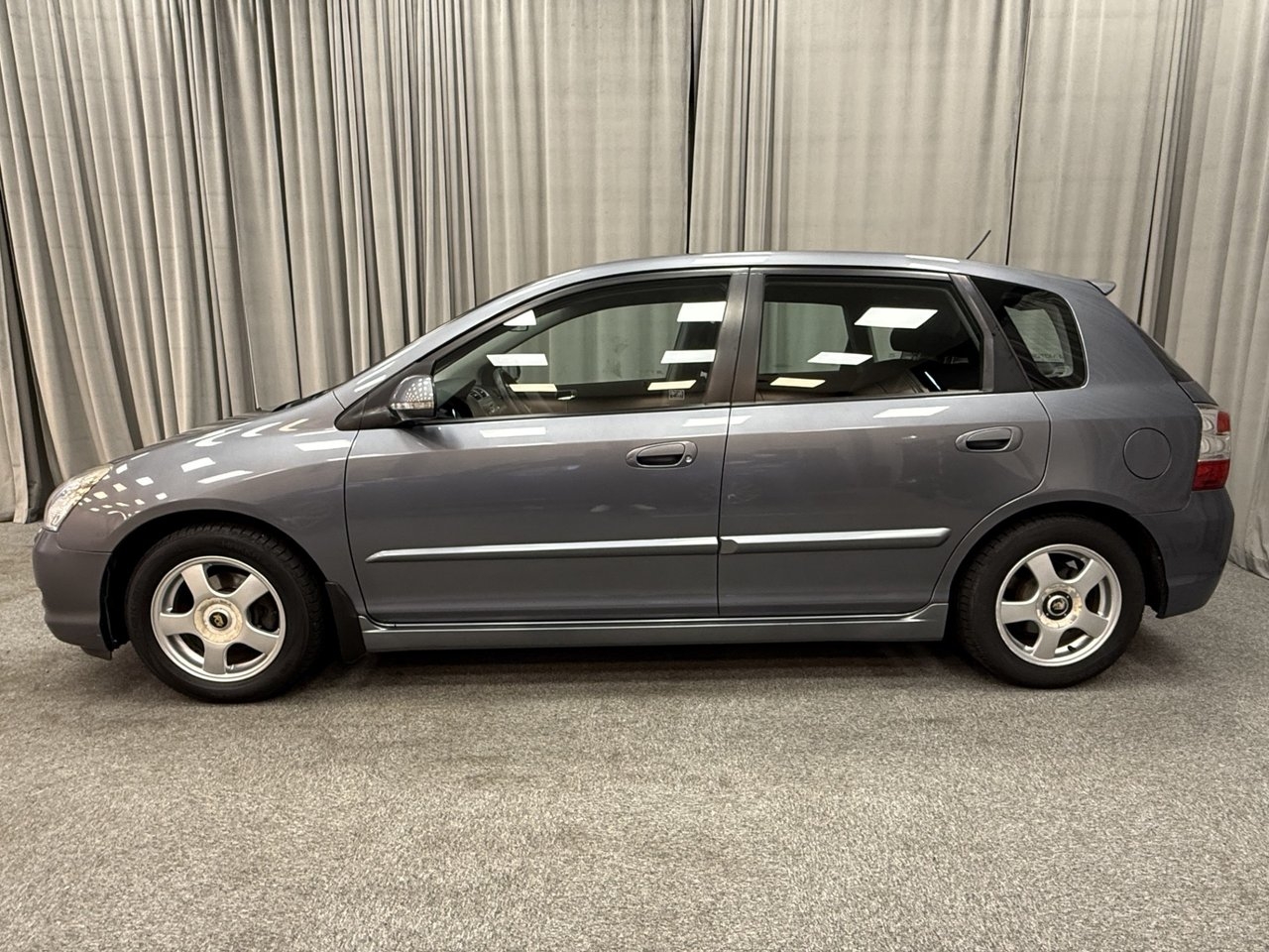 Honda Civic 2005, kuva 2/10