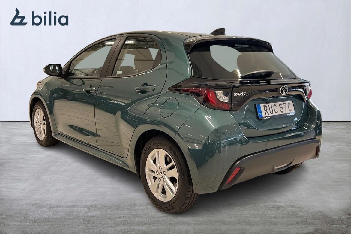 Toyota Yaris 2025, photo 2/21