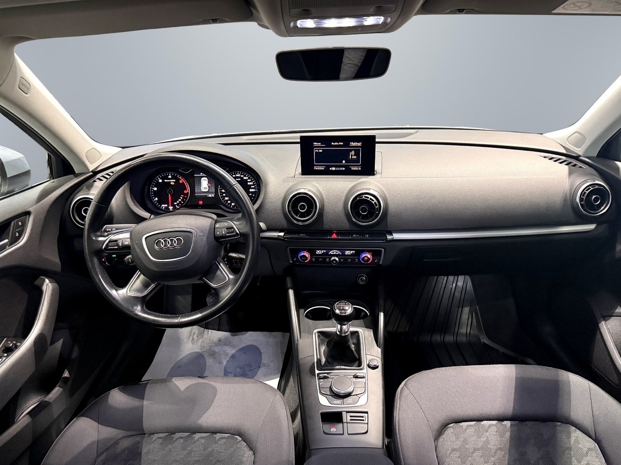 Audi A3 2016, bild 7/8