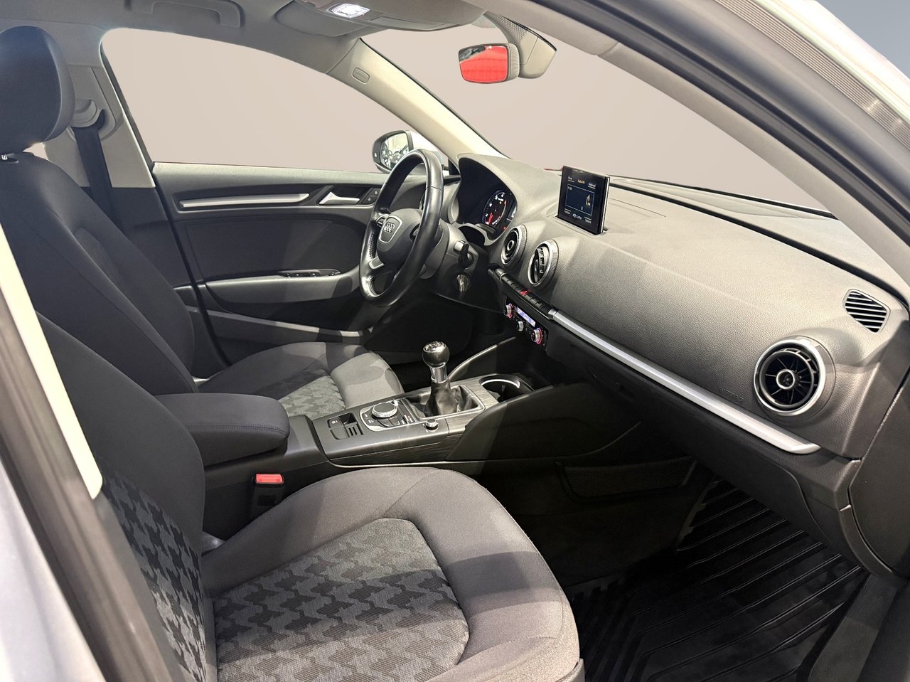 Audi A3 2016, bild 5/8