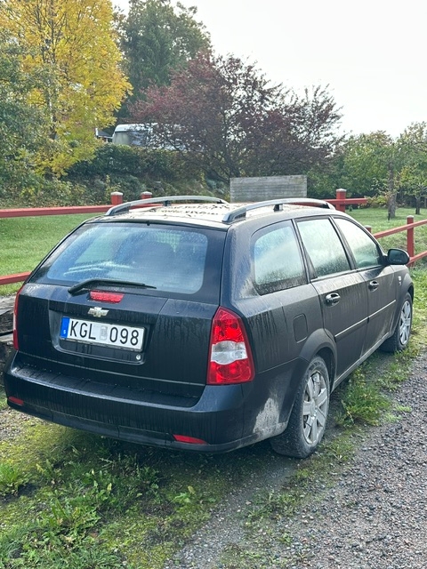 Chevrolet Nubira Wagon 1.6 Manuell 2007, bild 2/2