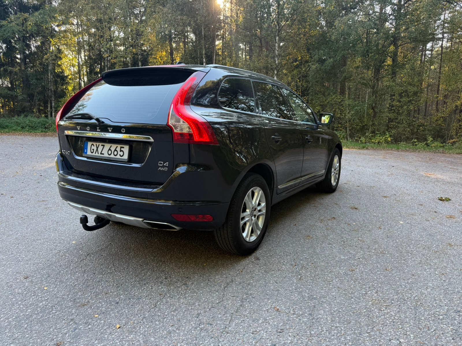 Volvo XC60 D4 AWD SUMMUM AUTOMAT NYBESS 2015, bild 6/10