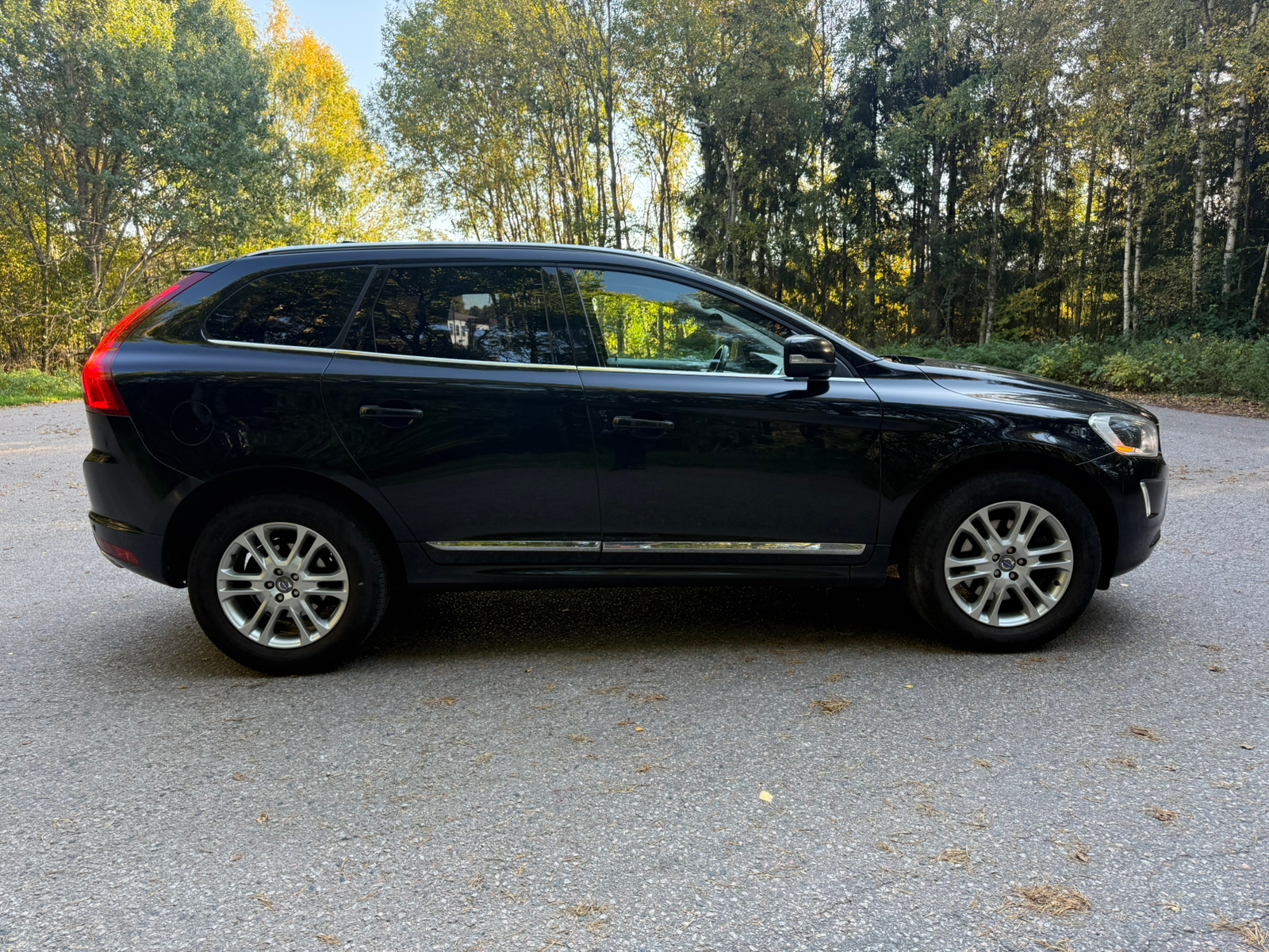 Volvo XC60 D4 AWD SUMMUM AUTOMAT NYBESS 2015, bild 5/10