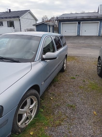 Volvo V70 2.4 Automatisk 2001, bild 3/9