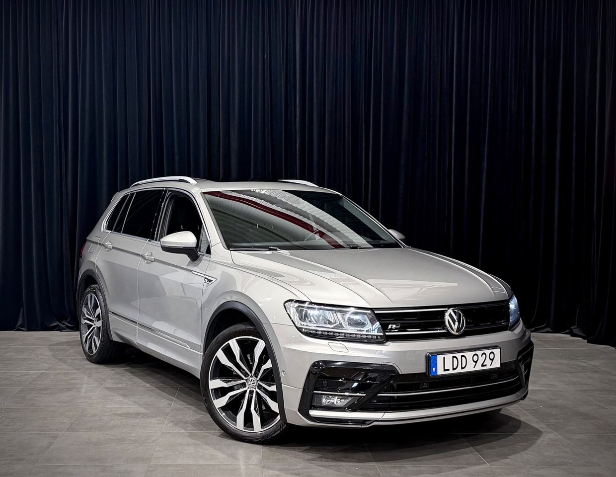 Volkswagen Tiguan 2020, bild 4/10