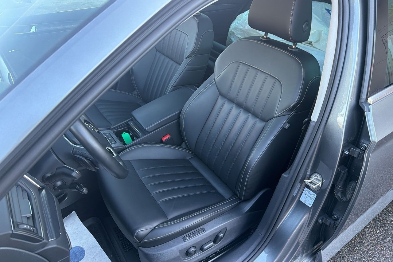 Skoda Superb 2023, bild 7/10