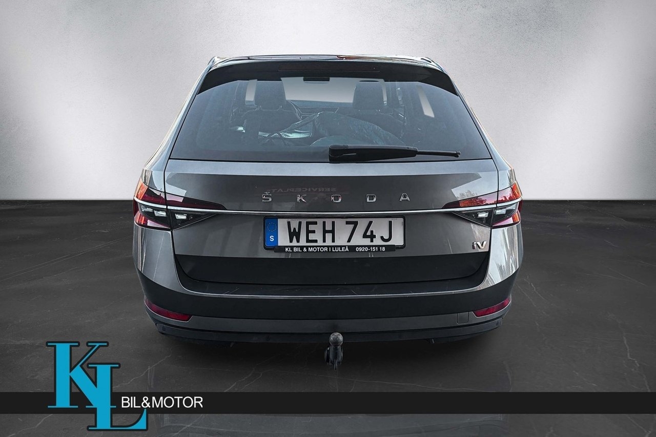Skoda Superb 2023, bild 5/10