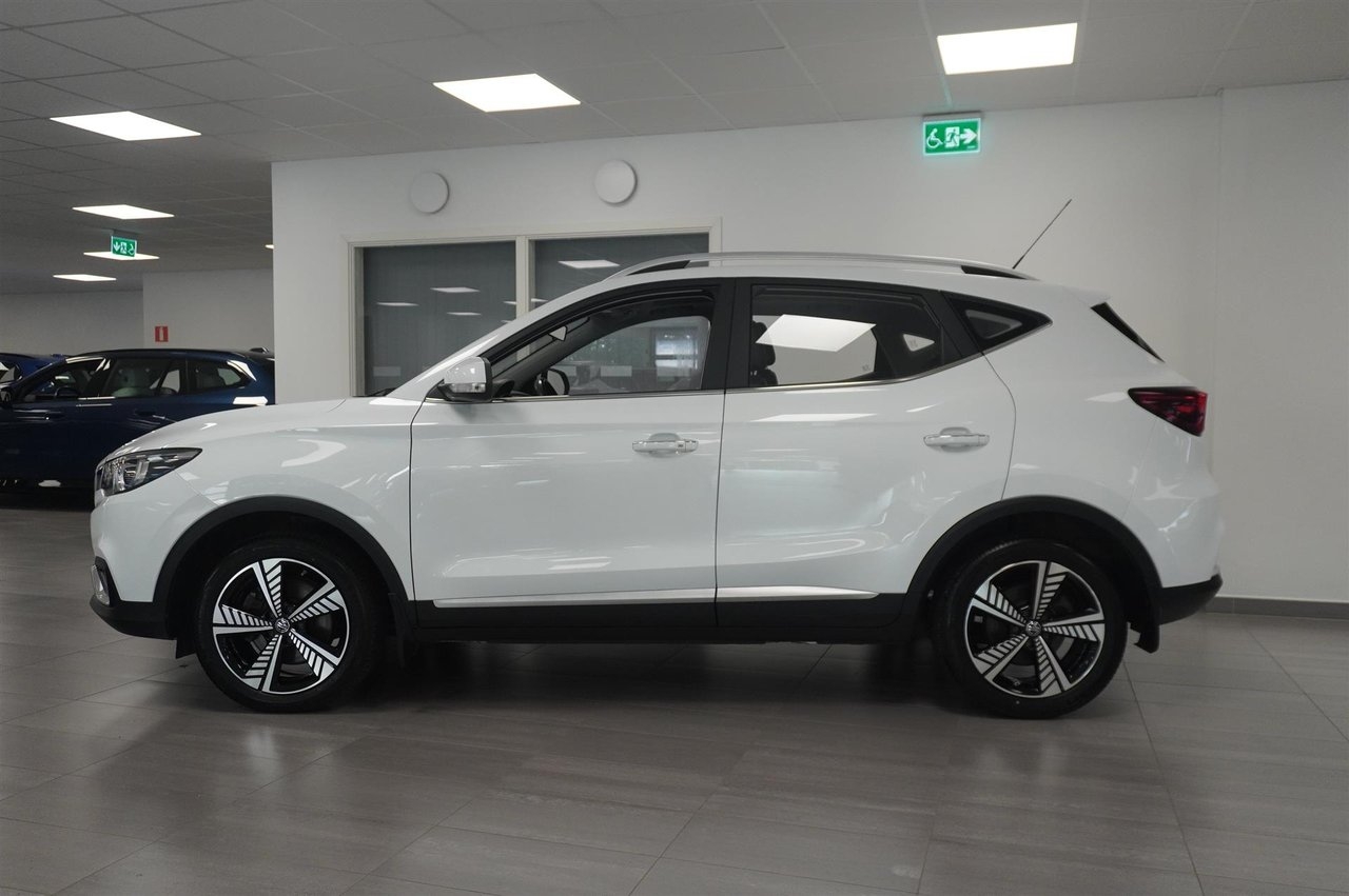MG ZS Luxury 45kWh Pano Elstol 360 Kam 2021, kuva 5/10