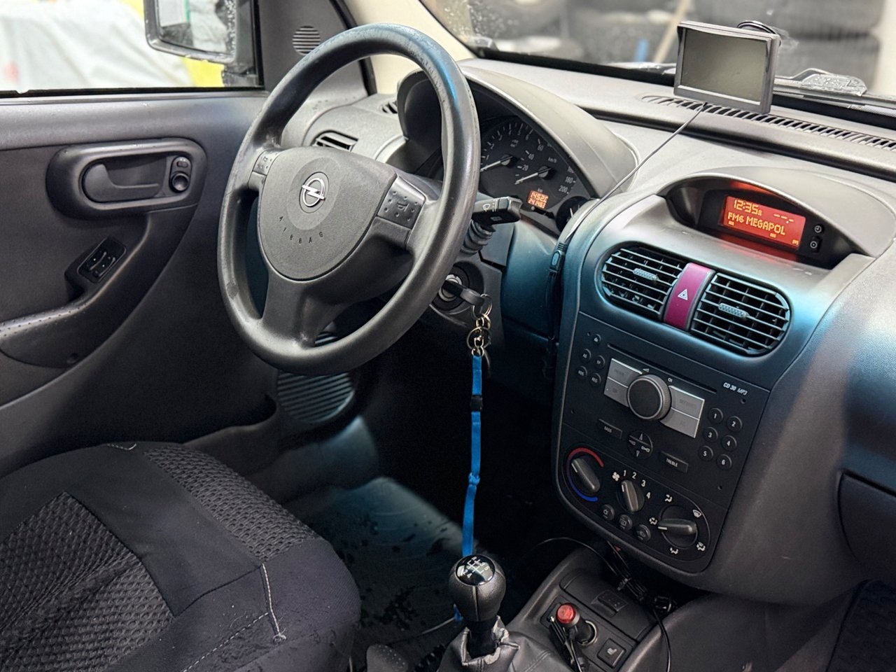 Opel Combo 2008, kuva 6/9
