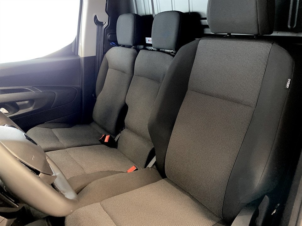 Peugeot Partner Plus+ 130hk Aut L2 4x4 2026, bild 7/10
