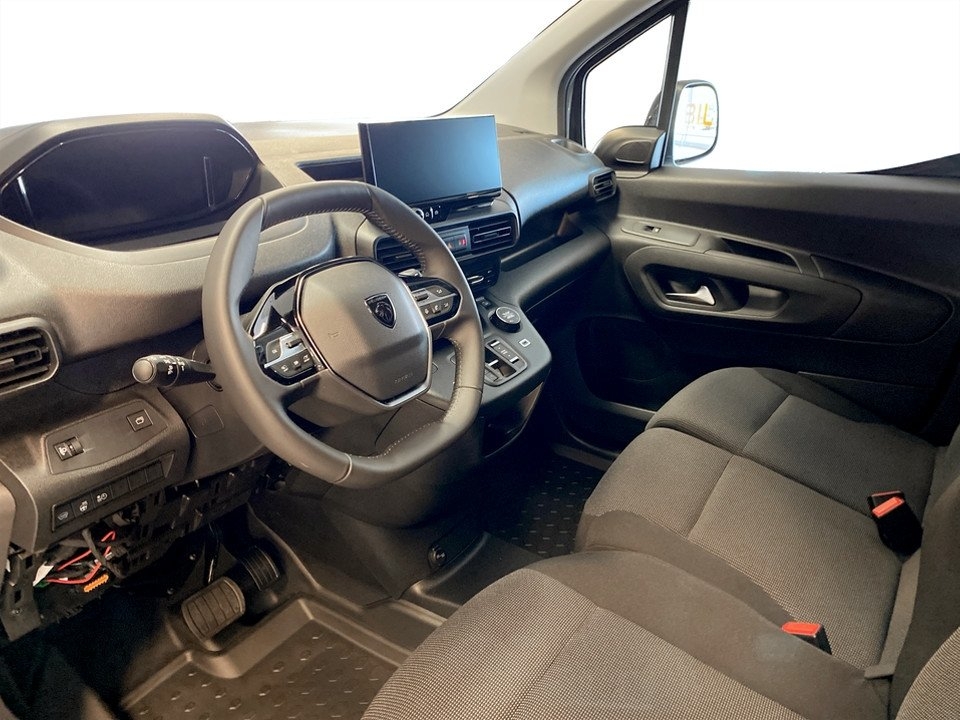 Peugeot Partner Plus+ 130hk Aut L2 4x4 2026, bild 3/10