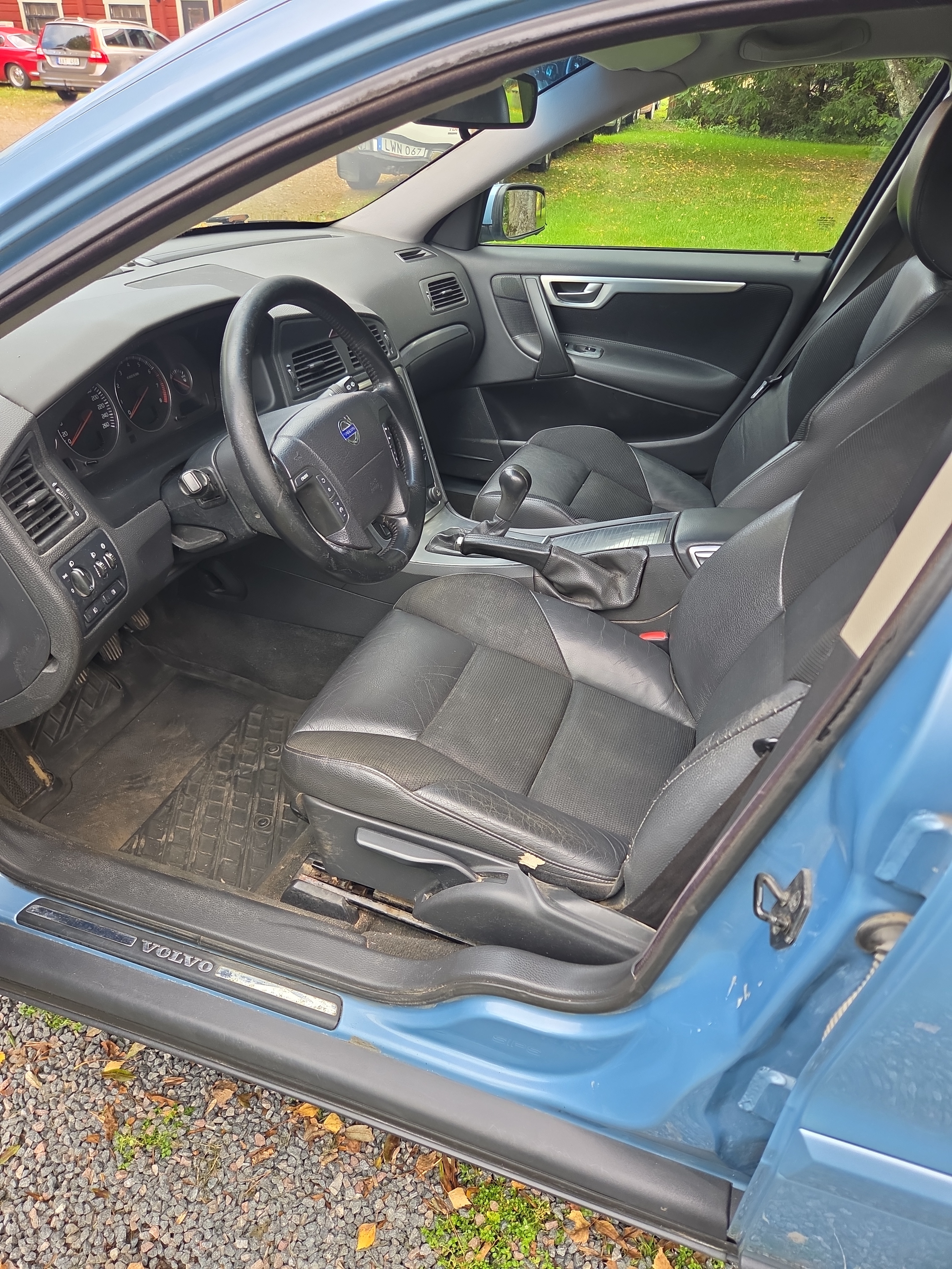 Volvo V70 2.4 Manuell 2006, bild 5/8