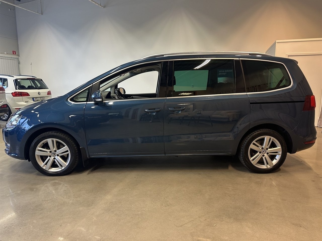Volkswagen Sharan 2016, bild 4/10