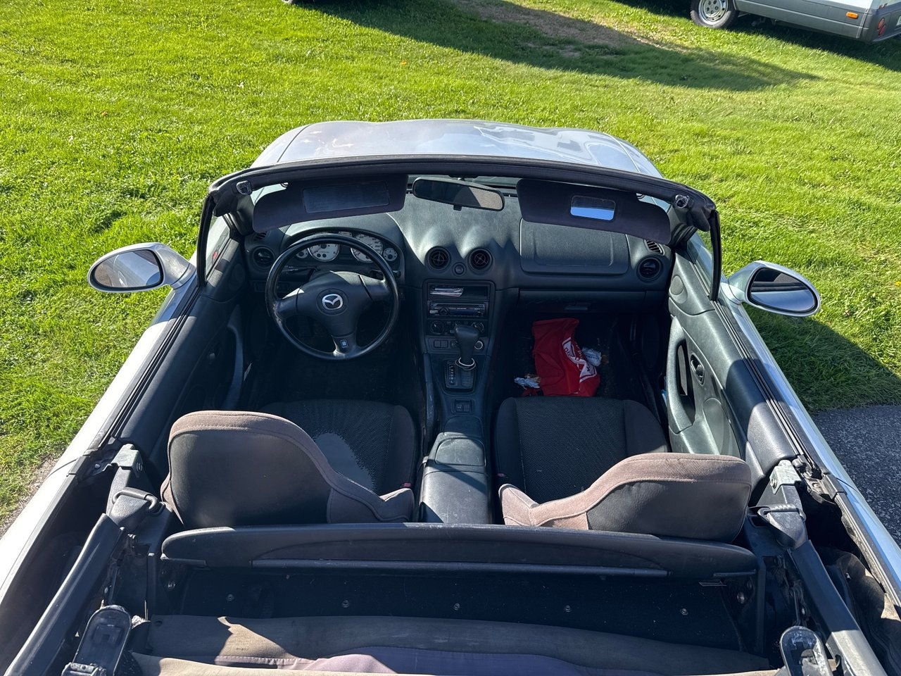 Mazda MX-5 Cab 1.8 Aut ROSTIG 2001, bild 5/10