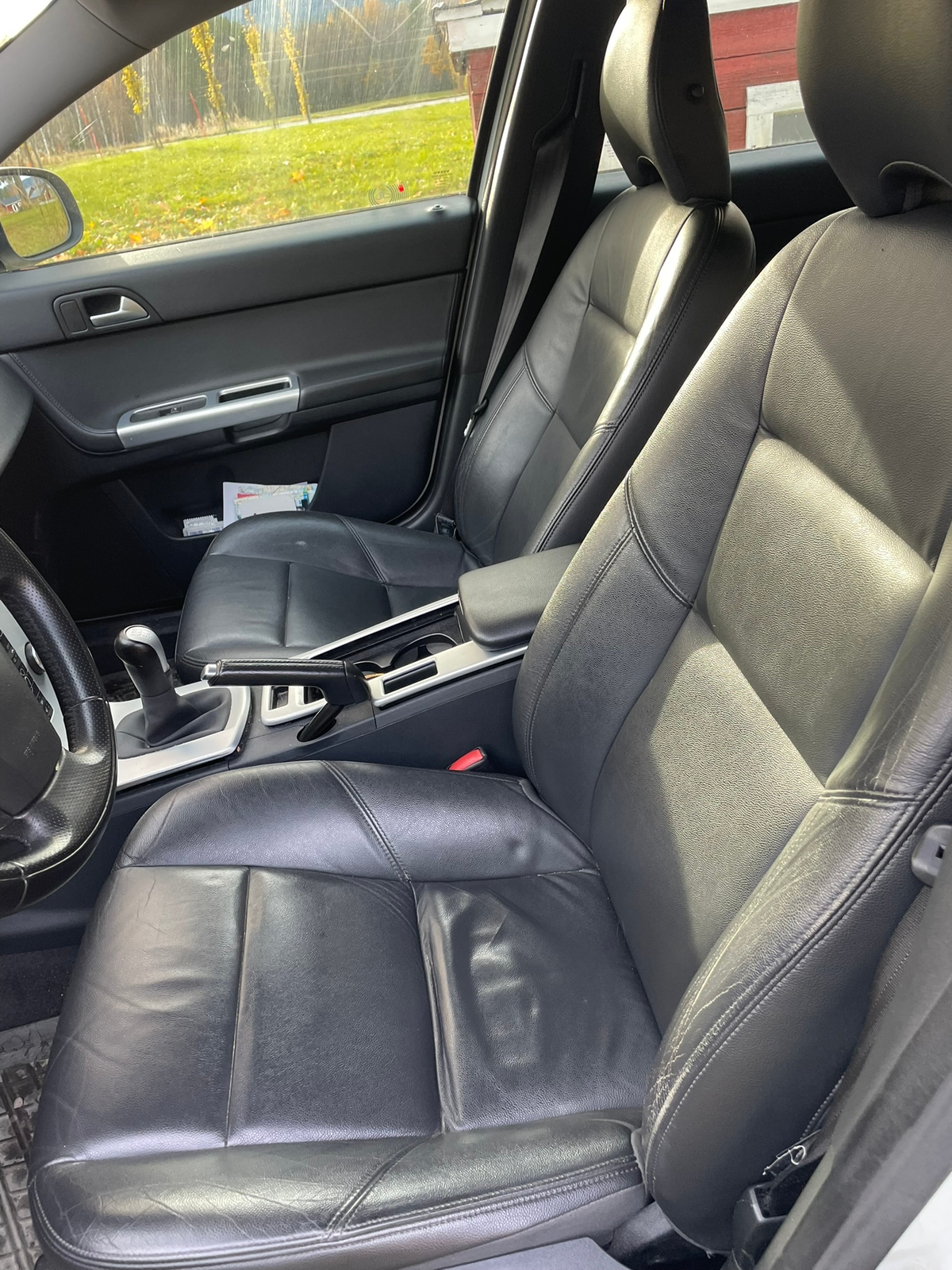 Volvo V50 2.0 Manuell 2012, bild 4/7