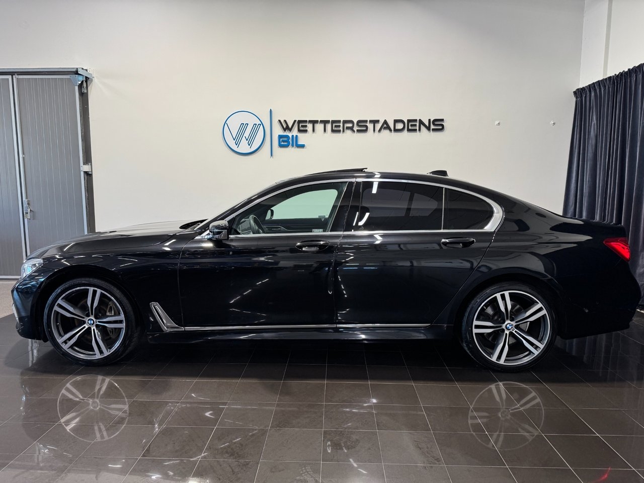 BMW 740 2019, kuva 2/10