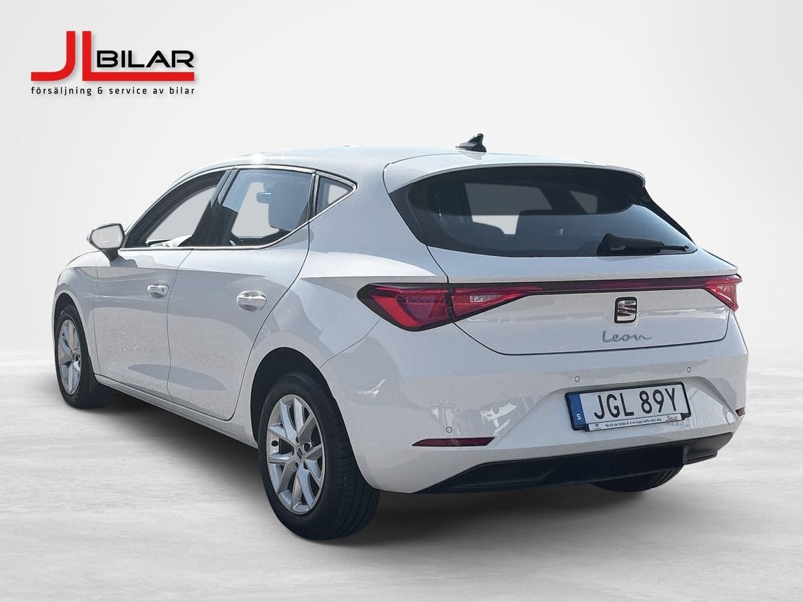 Seat Leon 1.0 ETSI 110 HK DSG7 2024, kuva 2/3
