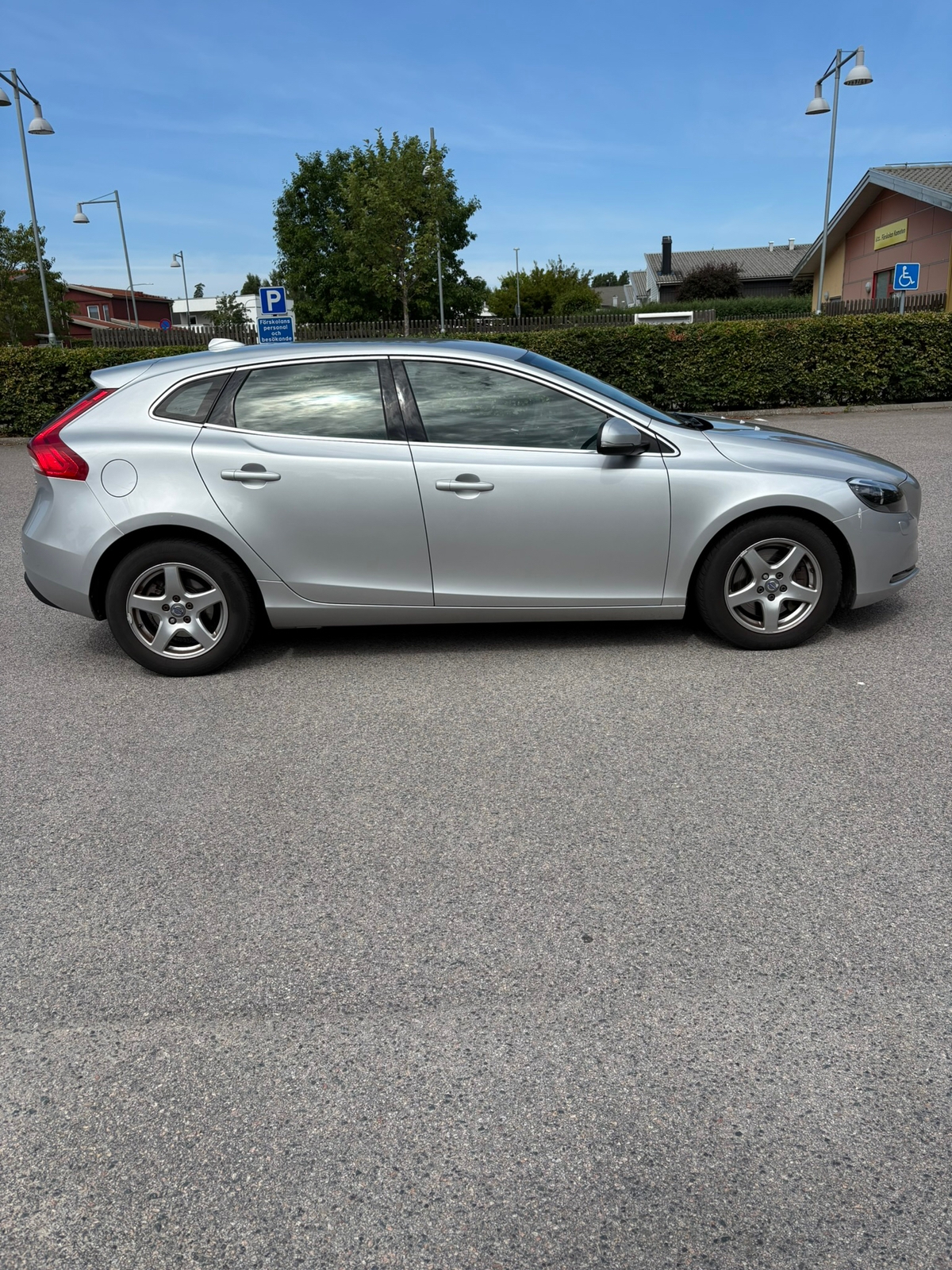 Volvo V40 D2 Geartronic 2016, bild 2/7