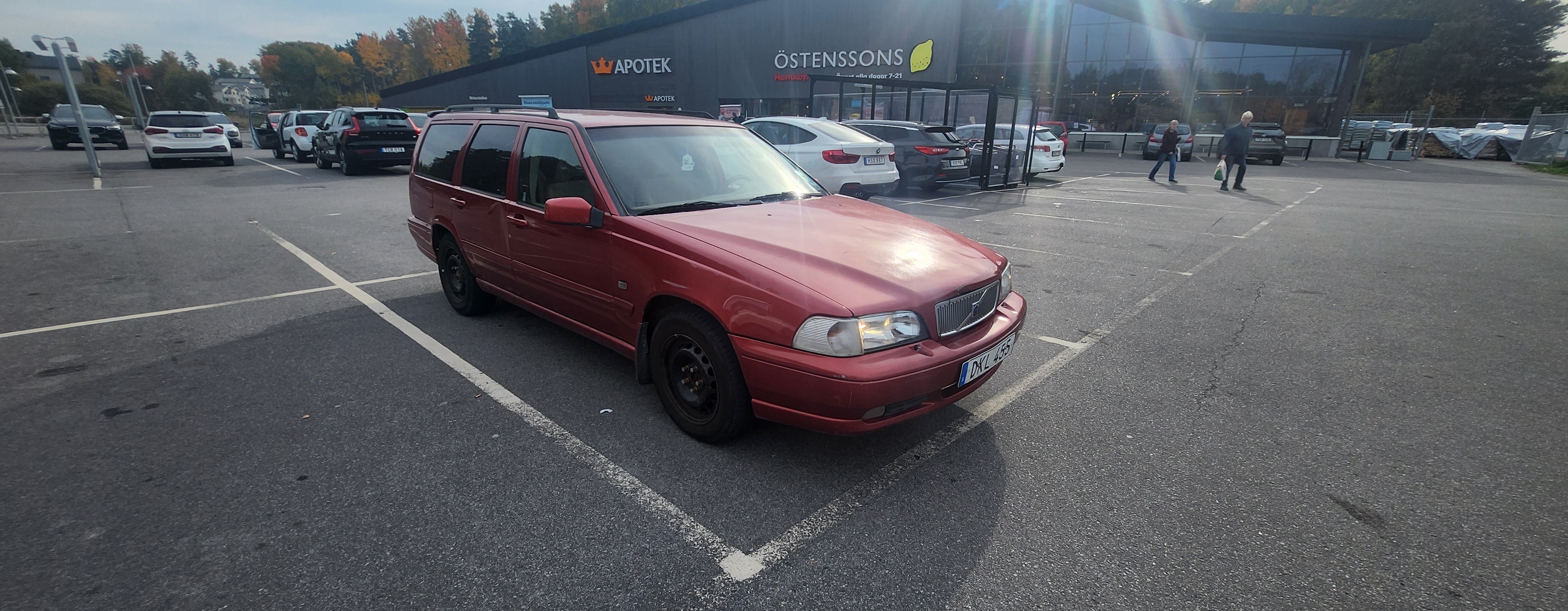Volvo V70 2.5 10V Manuell 1999, bild 3/8