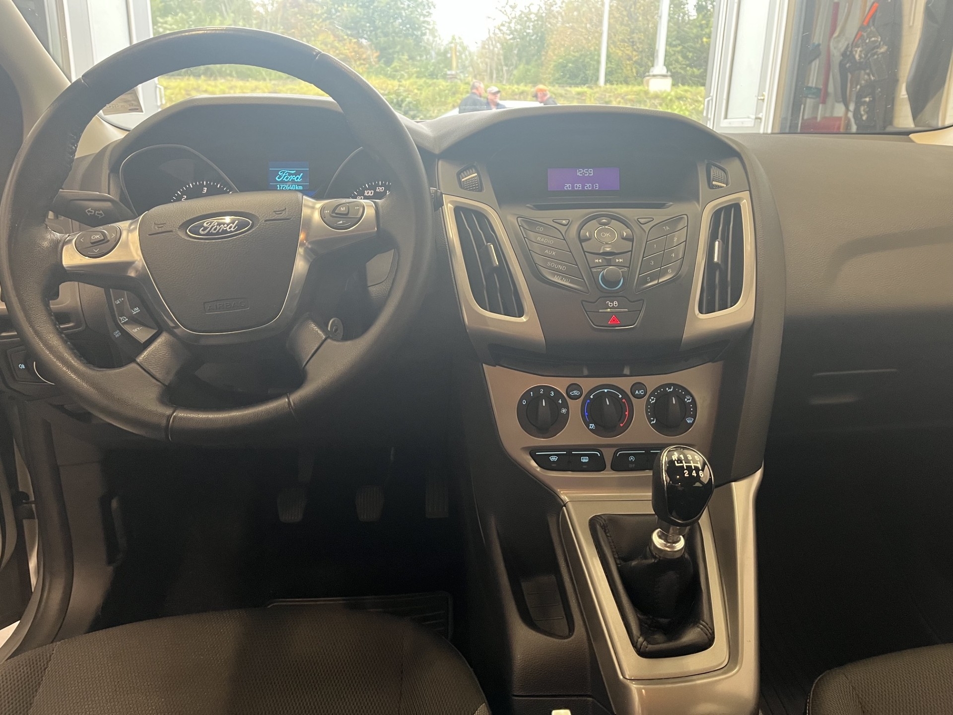 Ford Focus 1.6 TDCi Manuell 2012, bild 7/10