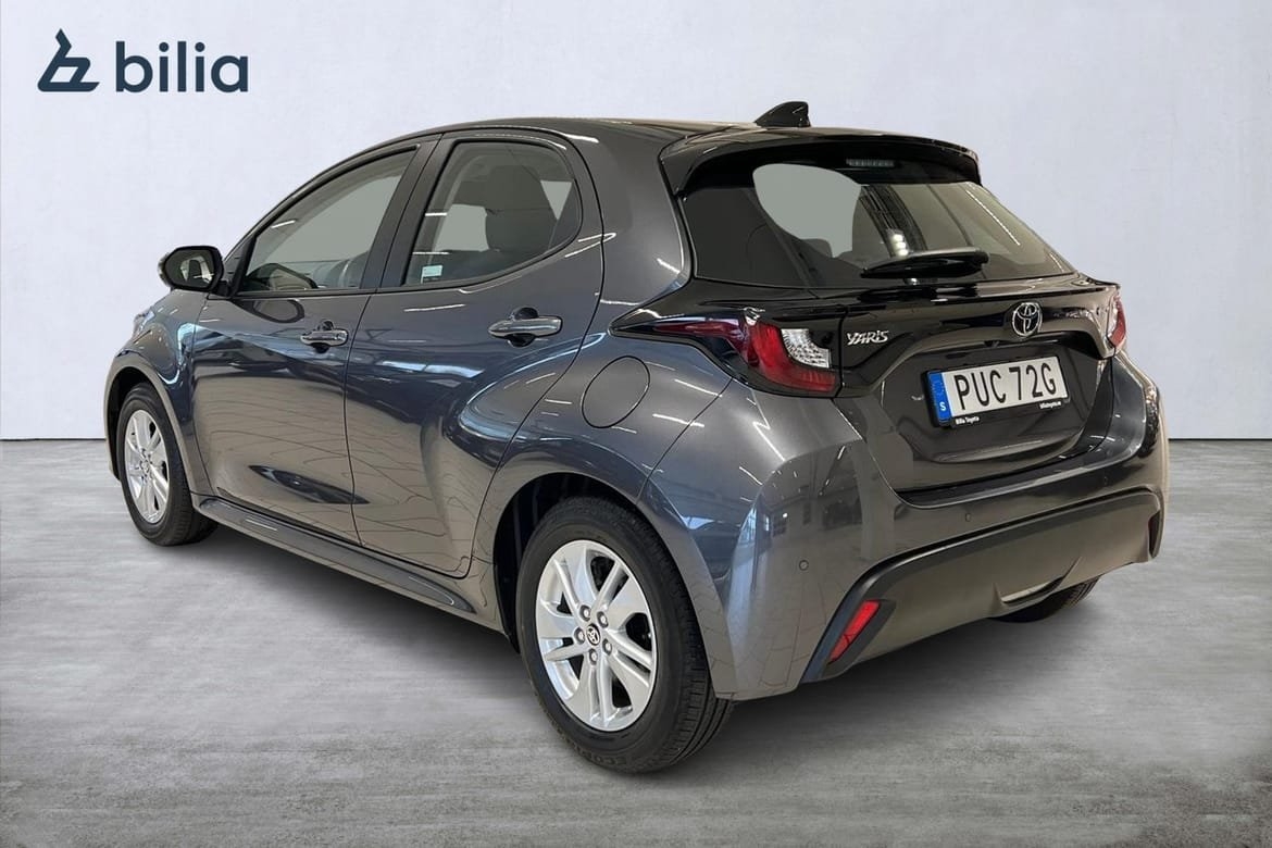 Toyota Yaris 2025, photo 2/21