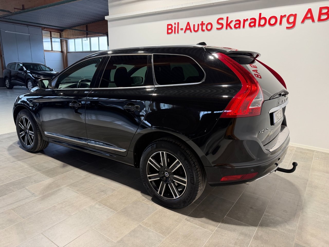 Volvo XC60 D4 AWD Automat Summum Classic 2017, kuva 4/10