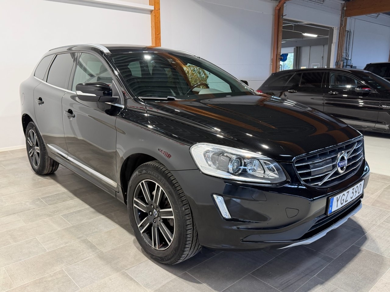 Volvo XC60 D4 AWD Automat Summum Classic 2017, kuva 7/10