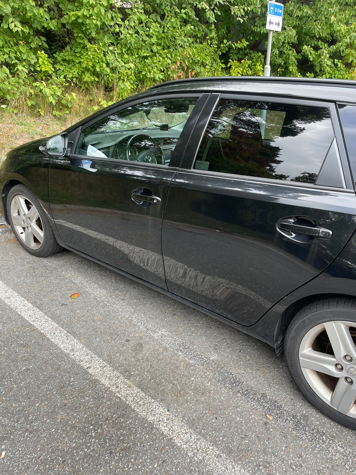 Toyota Auris 2014, kuva 4/5