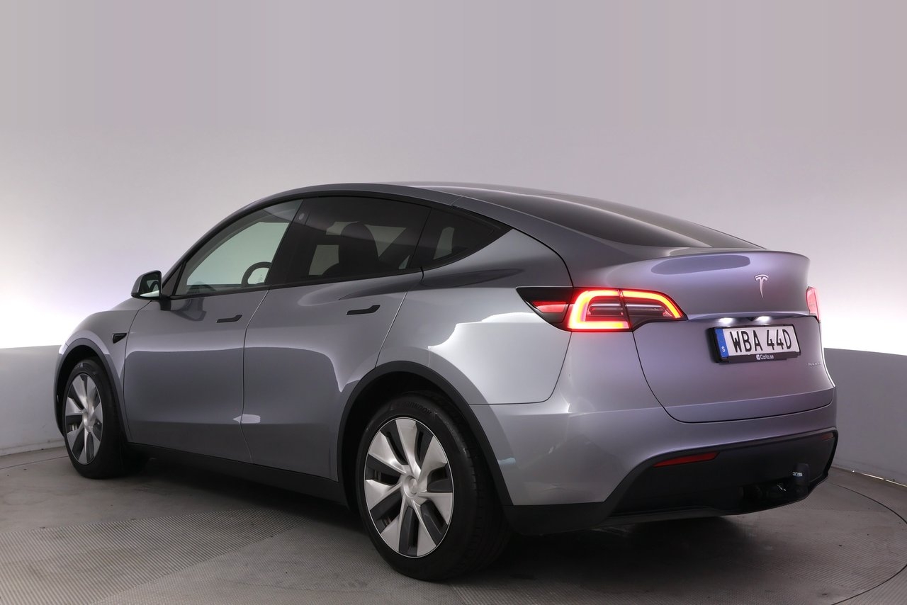 Tesla Model Y 2024, kuva 4/10