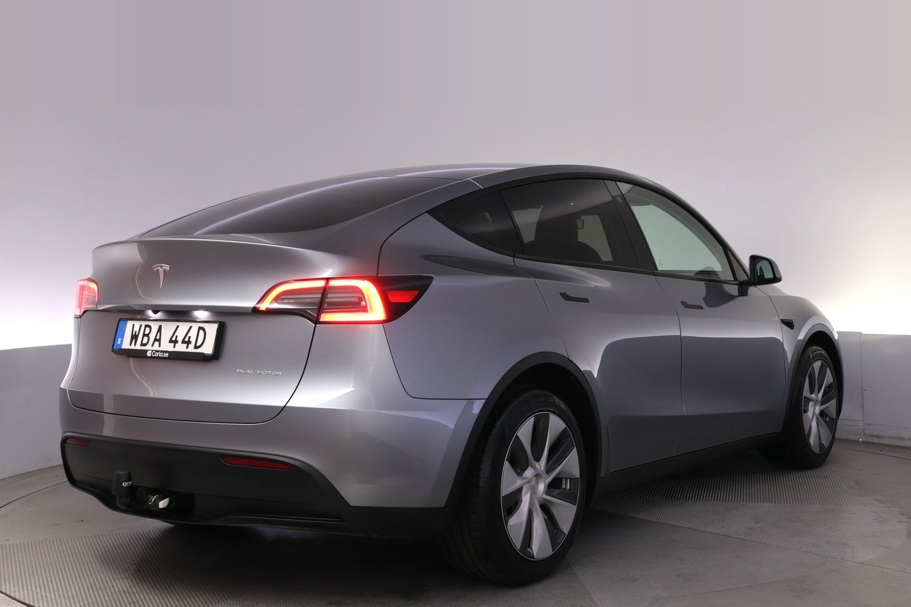 Tesla Model Y 2024, kuva 5/10