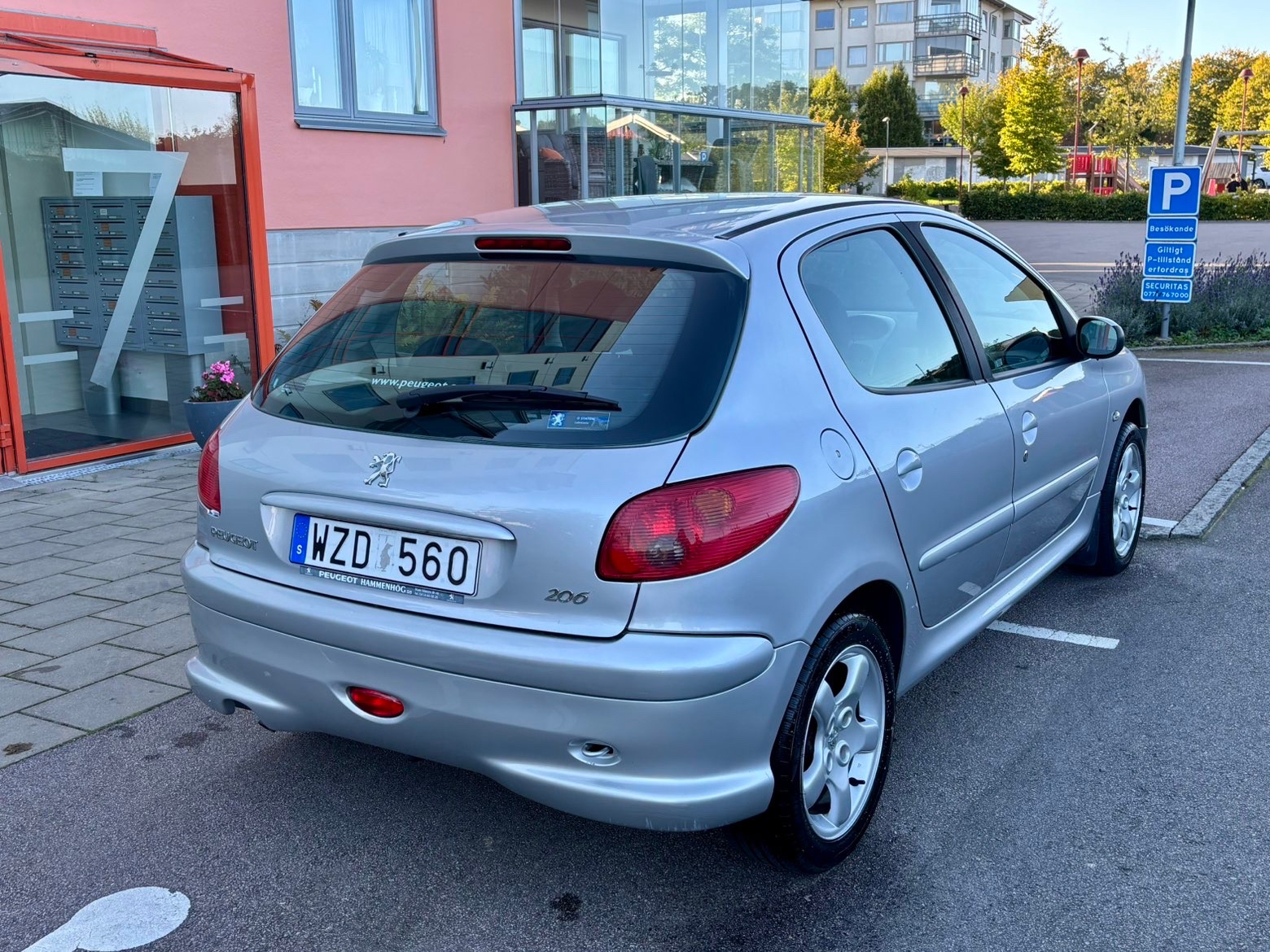 Peugeot 206 5-dörrar 1.4 Manuell 2006, bild 4/7