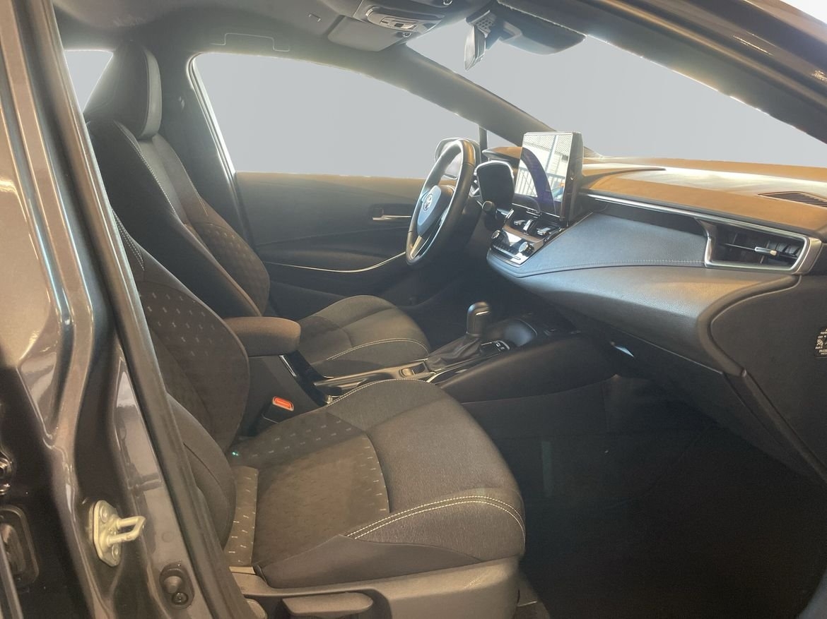 Toyota Corolla 2024, photo 6/10