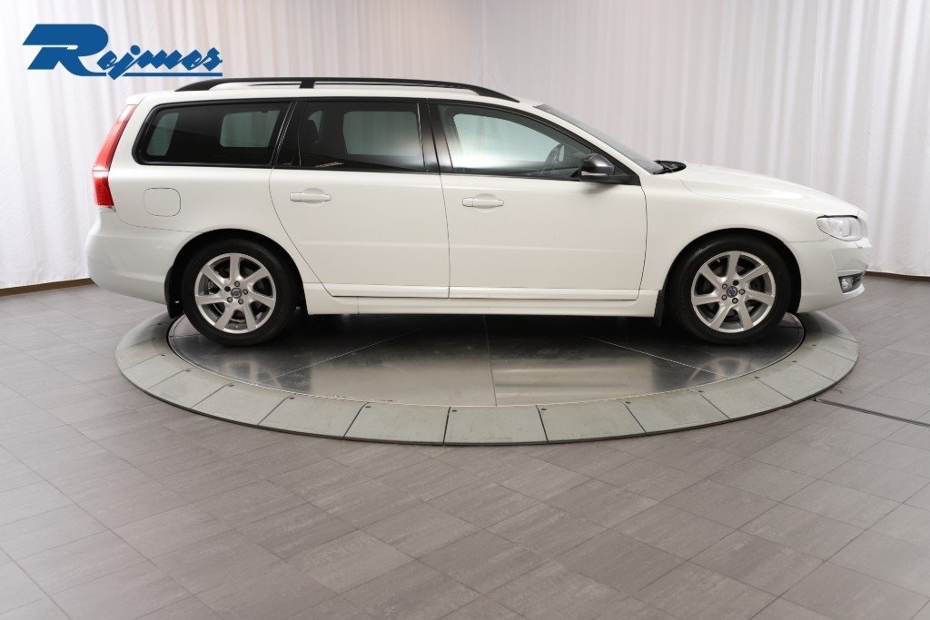 Volvo V70 II D4 e S/S Sport Edition 2015, bild 3/10