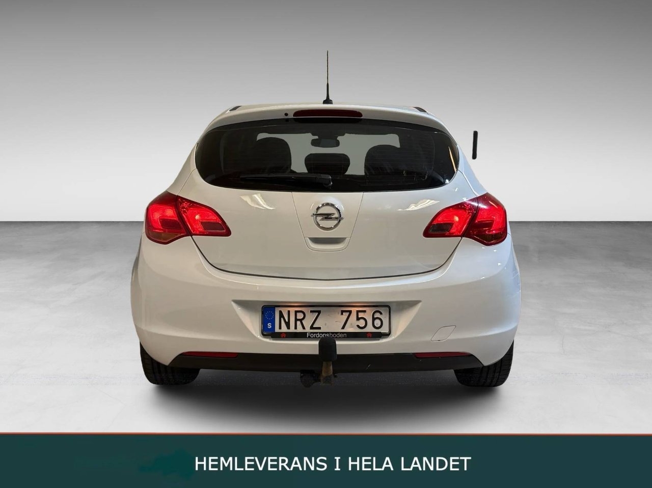 Opel Astra 2011, kuva 3/10
