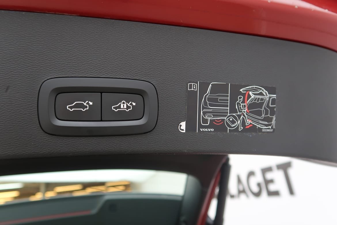 Volvo XC40 D3 FWD Mom Ed/Lastpaket/VOC 2019, bild 6/10