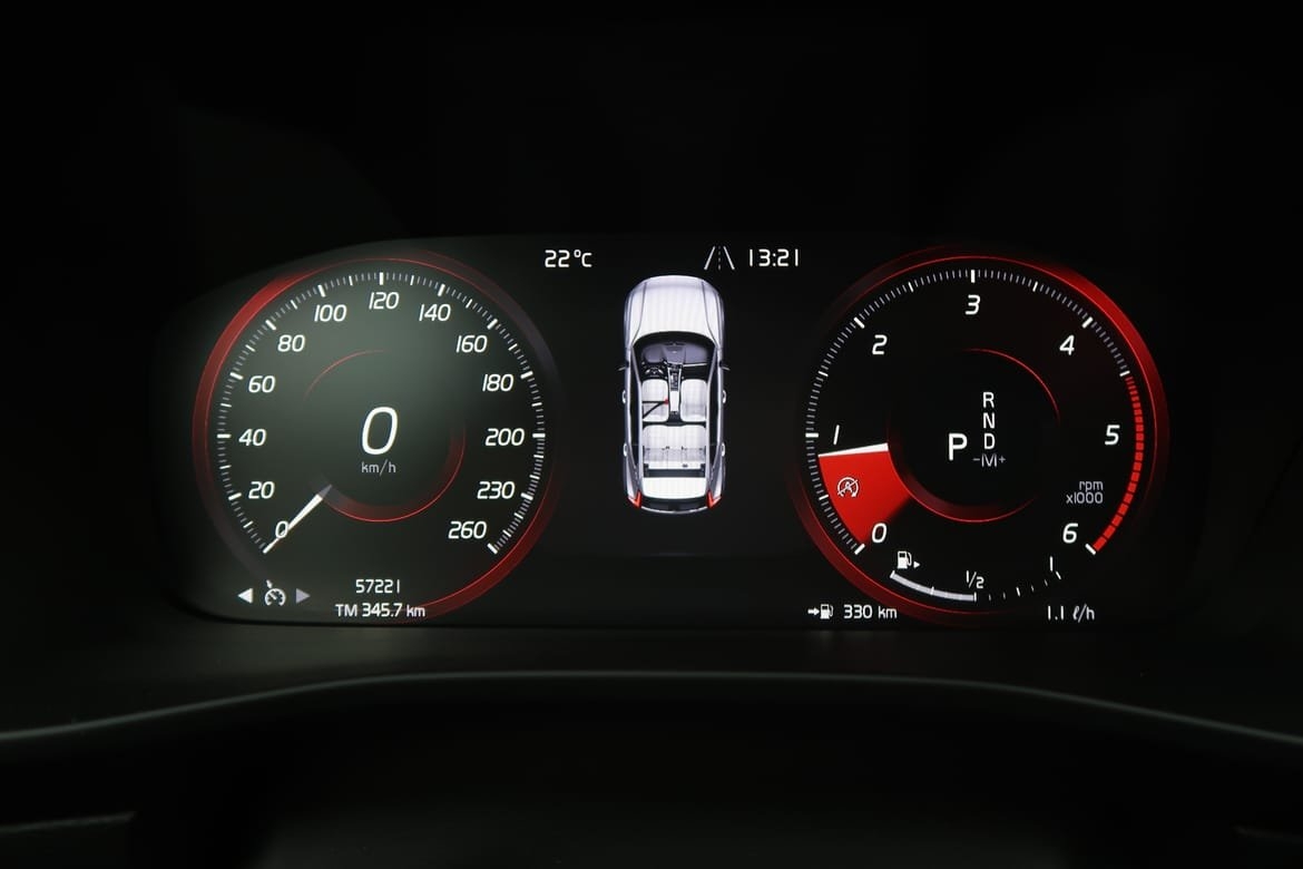 Volvo XC40 D3 FWD Mom Ed/Lastpaket/VOC 2019, bild 7/10