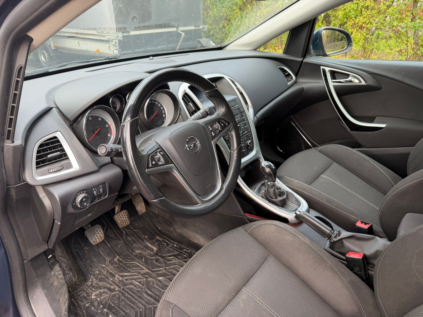 Opel Astra 1.7 CDTI Manuell 2012, kuva 7/10