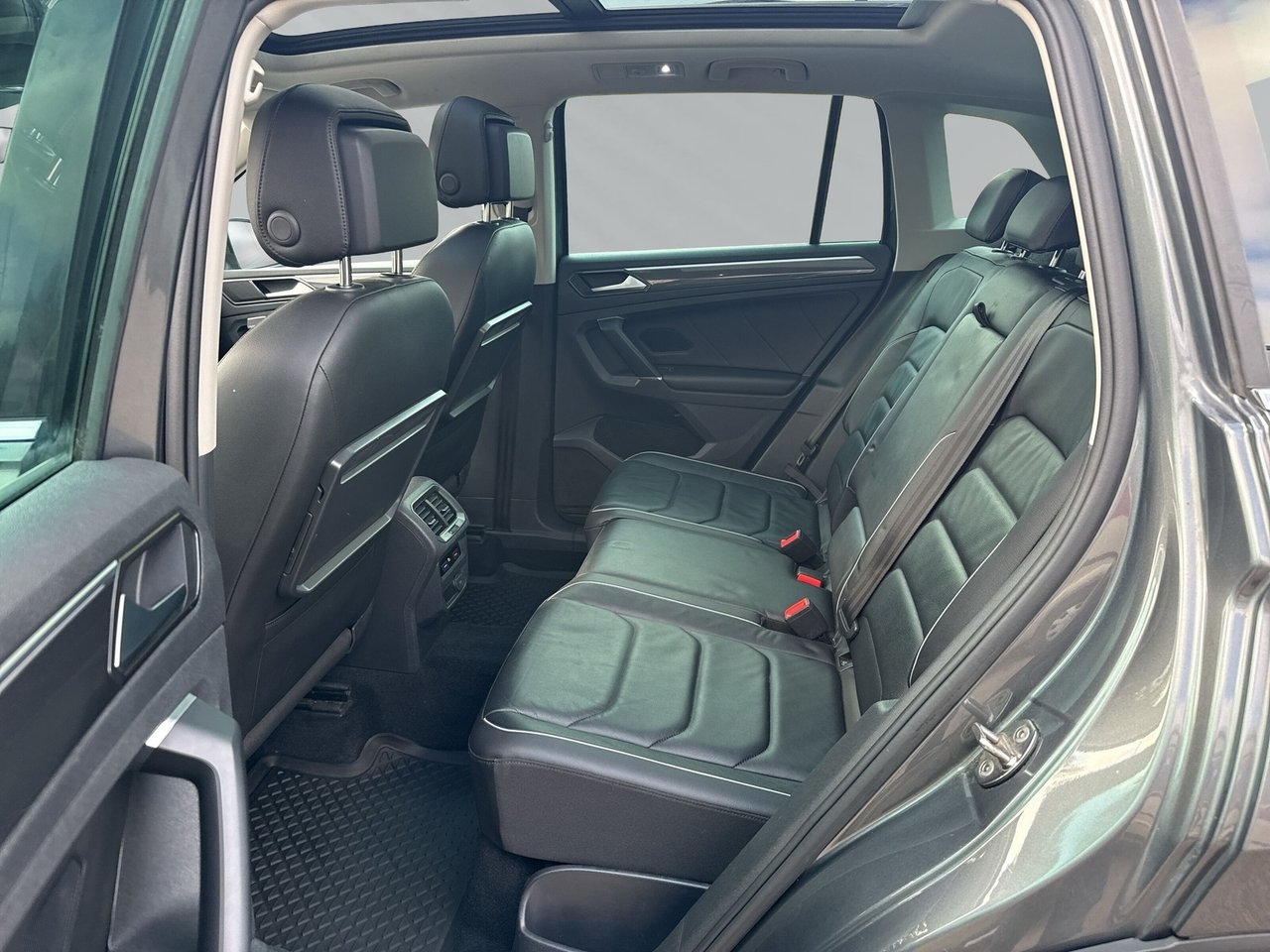 Volkswagen Tiguan 2.0 TDI 190hk 4M GT 2018, bild 7/10