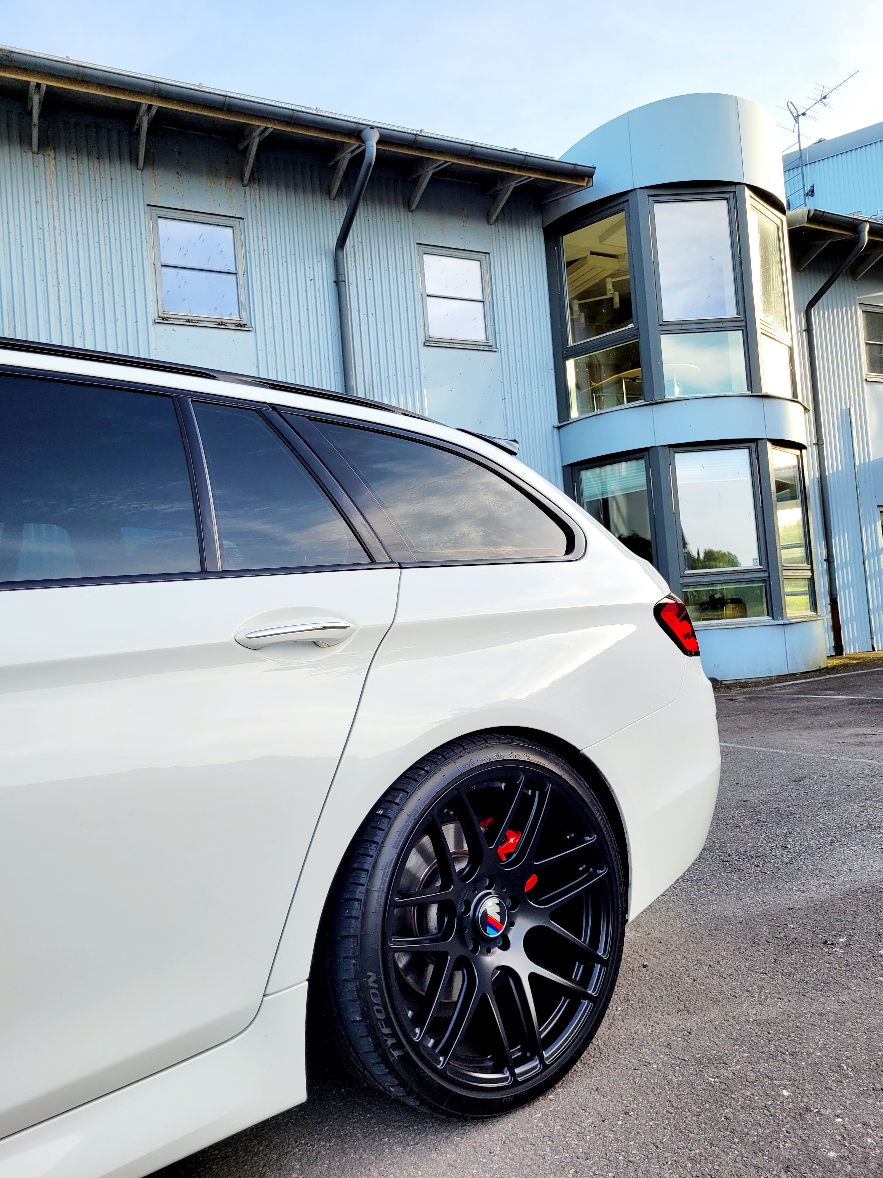 BMW 520 i Touring Steptronic M-Sport 2012, bild 5/10