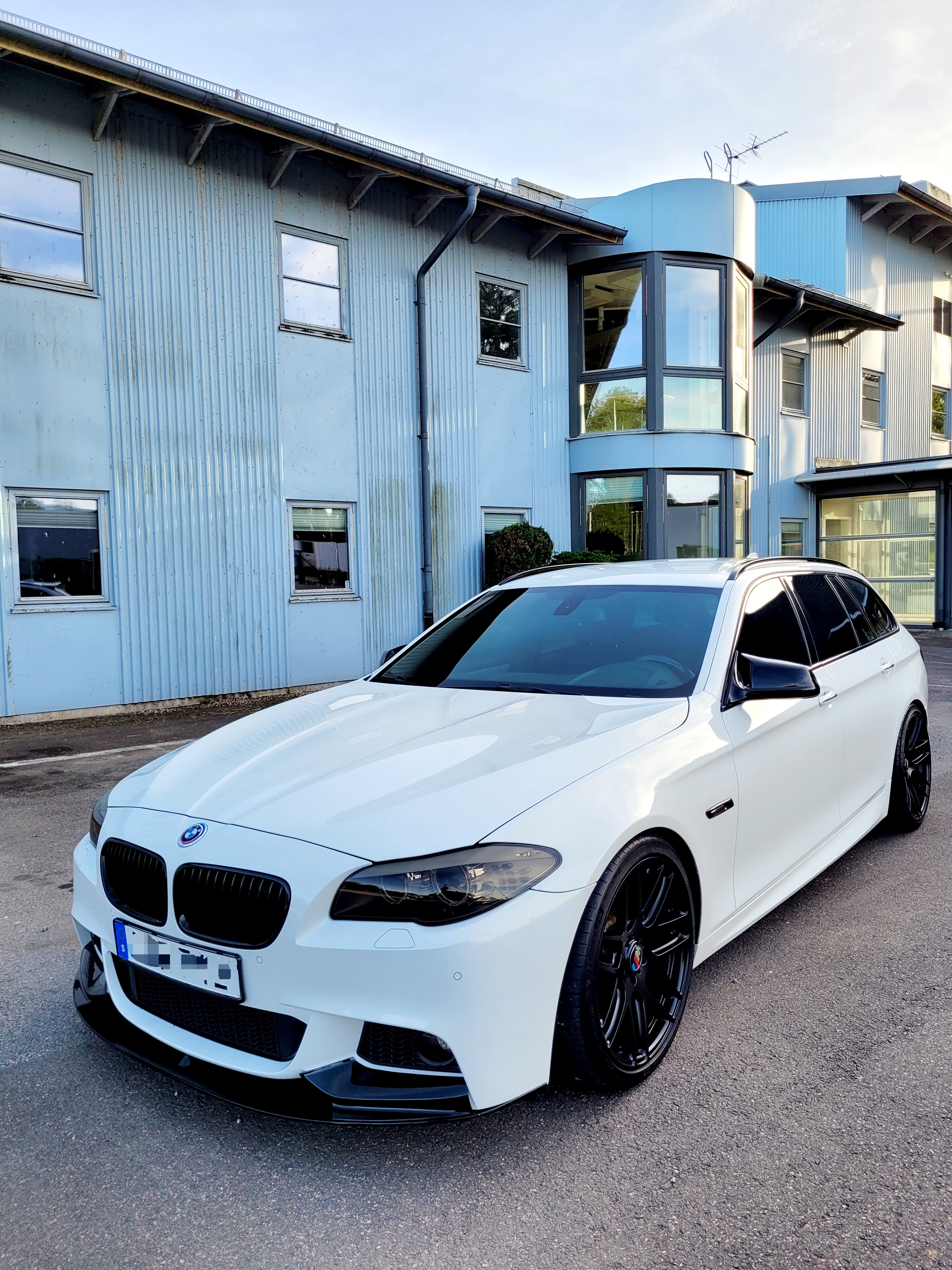 BMW 520
