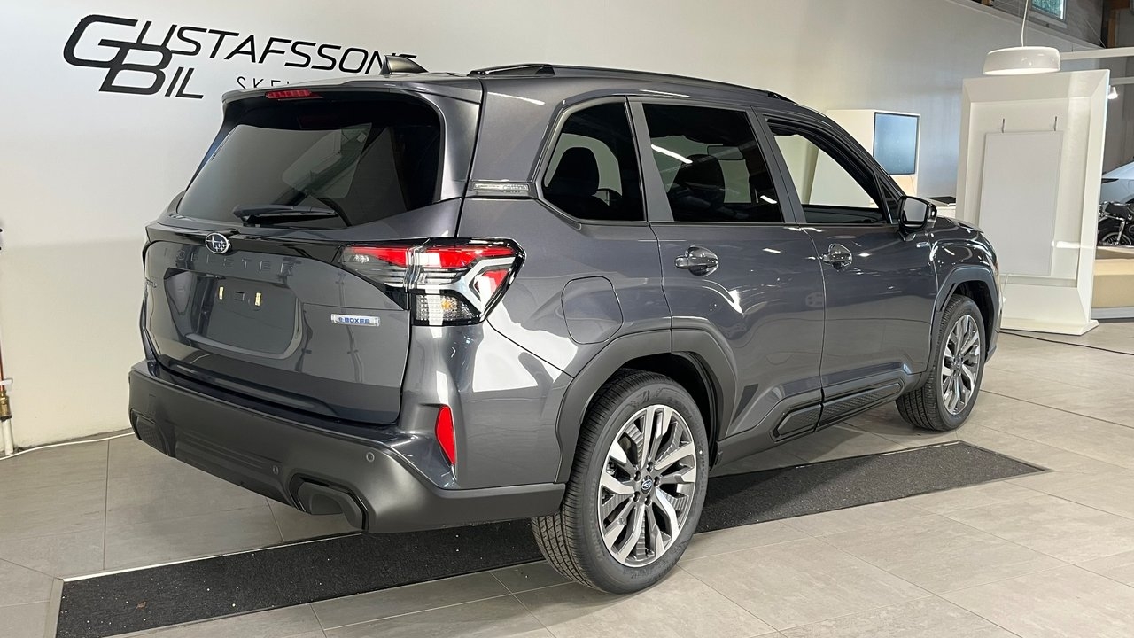 Subaru Forester e-Boxer Limited 2026, kuva 4/10