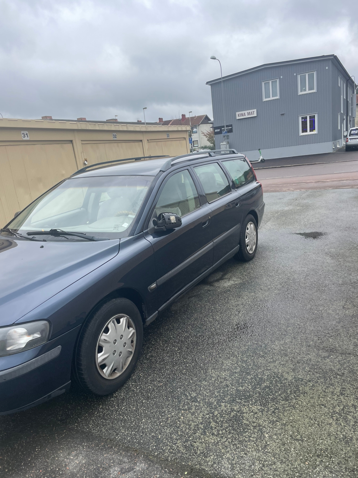Volvo V70 2.4 Manuell 2001, bild 3/10