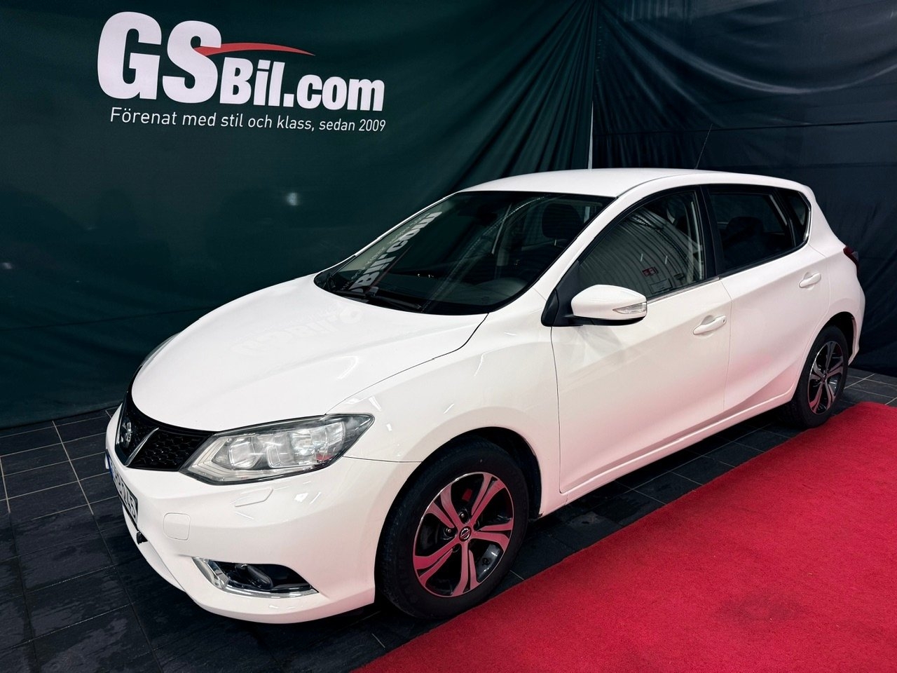 Nissan Pulsar 1.5 dCi 110 Hk 2016, bild 2/10