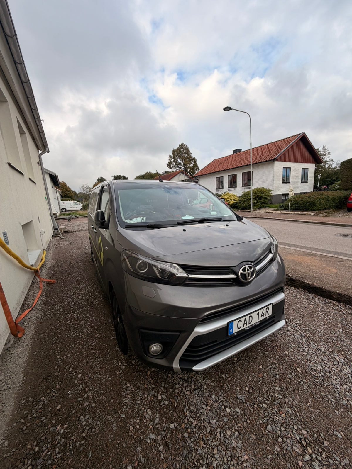 Toyota Proace 2.0 D-4D Automatisk 2021, bild 2/3